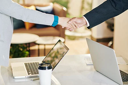 Capacitadores e instructores independientes
